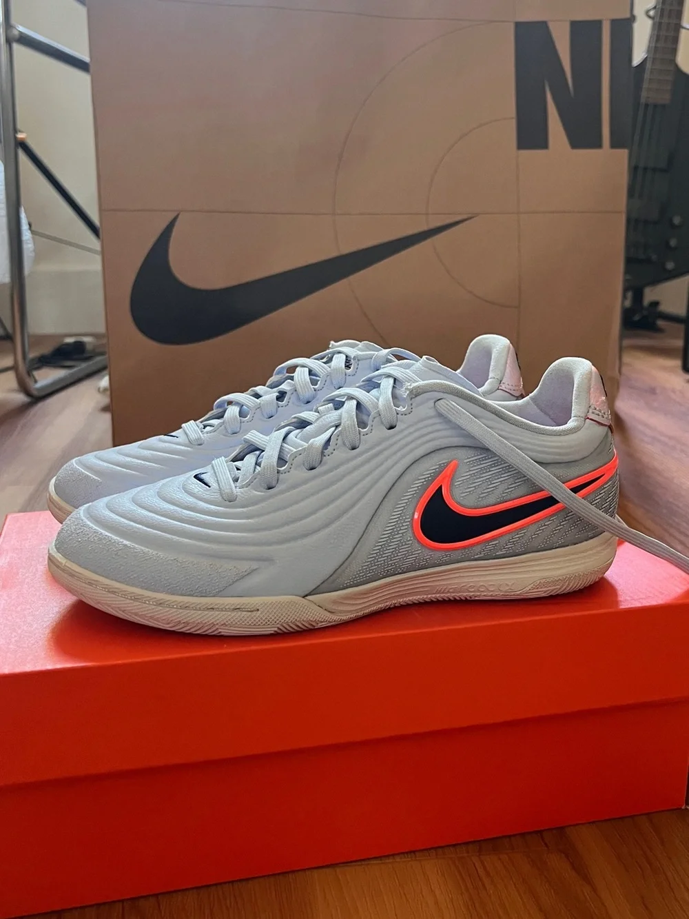 Nike Tiempo ReactGato IC Indoor Soccer Shoes - M 4.5 W 6